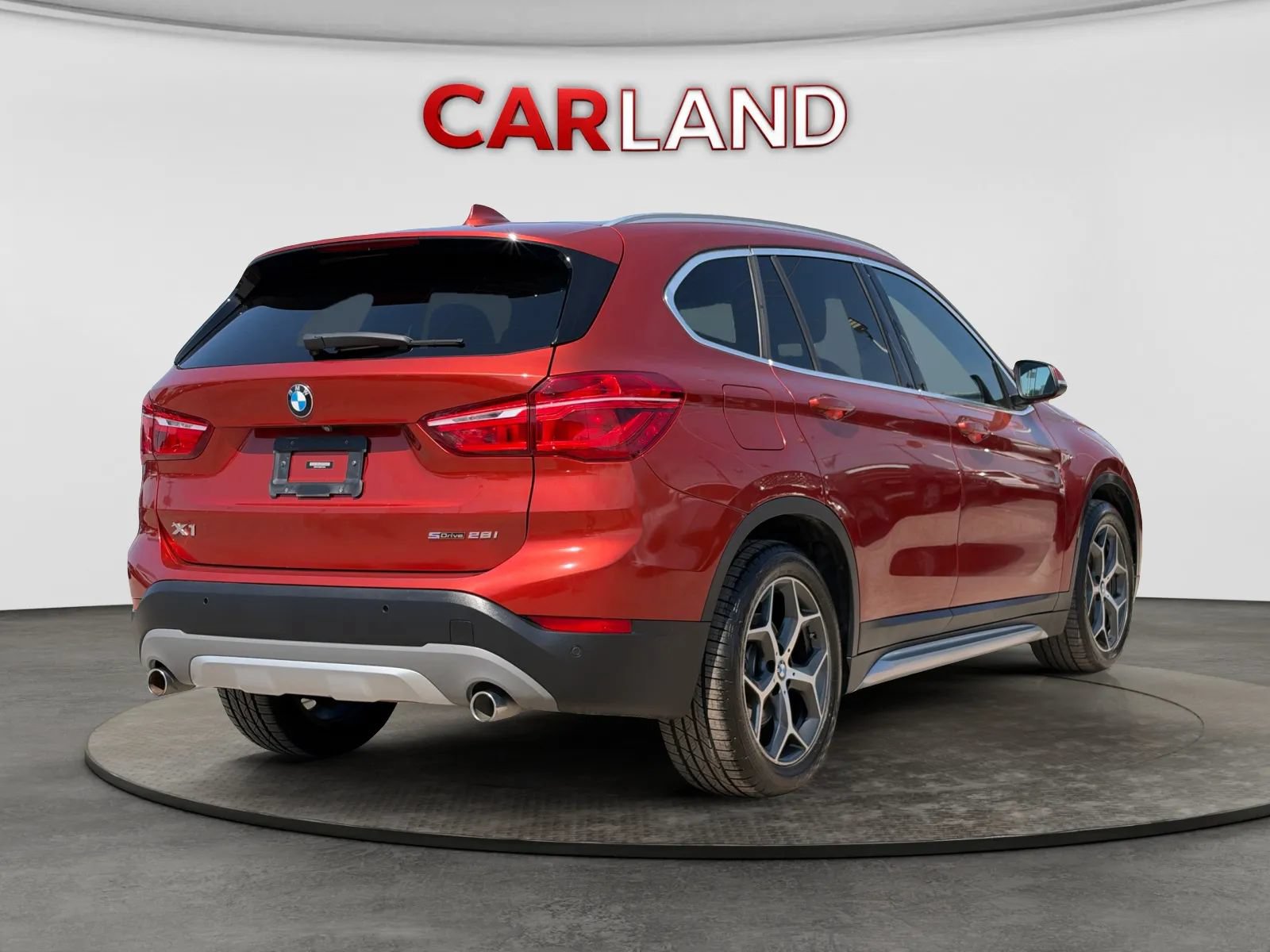 Used 2019 BMW X1 sDrive28i w/ Convenience Package FWD image 6