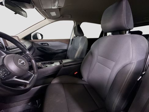 Used 2023 Nissan Rogue S image 22