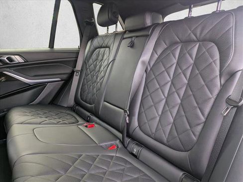 Used 2025 BMW X5 xDrive50e w/ Parking Assistance Package image 17