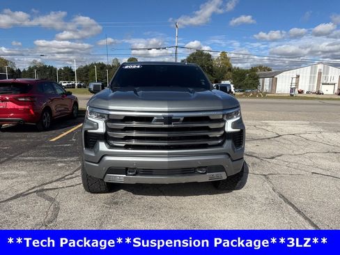 Used 2024 Chevrolet Silverado 1500 High Country w/ Technology Package image 9