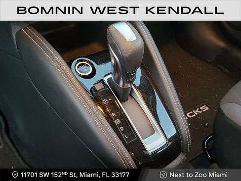 Used 2019 Nissan Kicks SV image 21