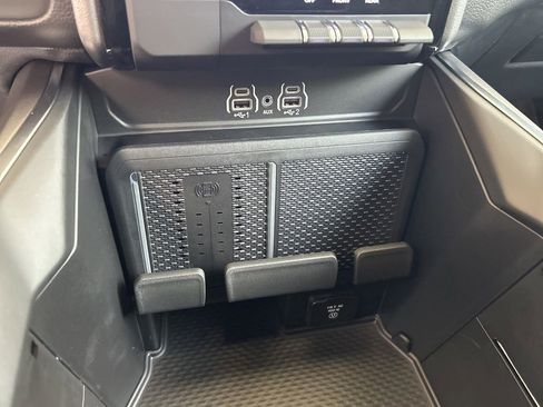 New 2025 RAM 1500 Big Horn image 44