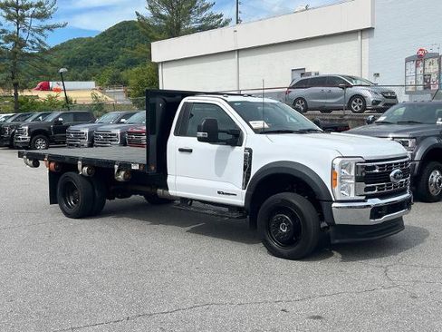 Certified 2023 Ford F550 4x4 Regular Cab Super Duty image 1