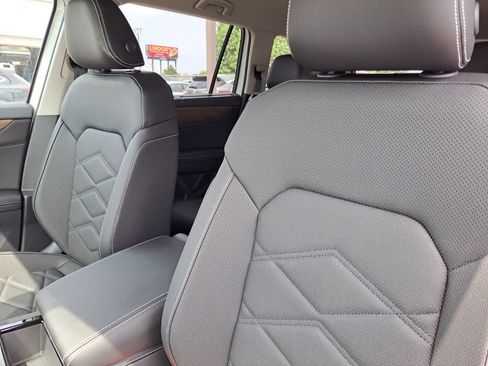 New 2026 Volkswagen Atlas SE image 19