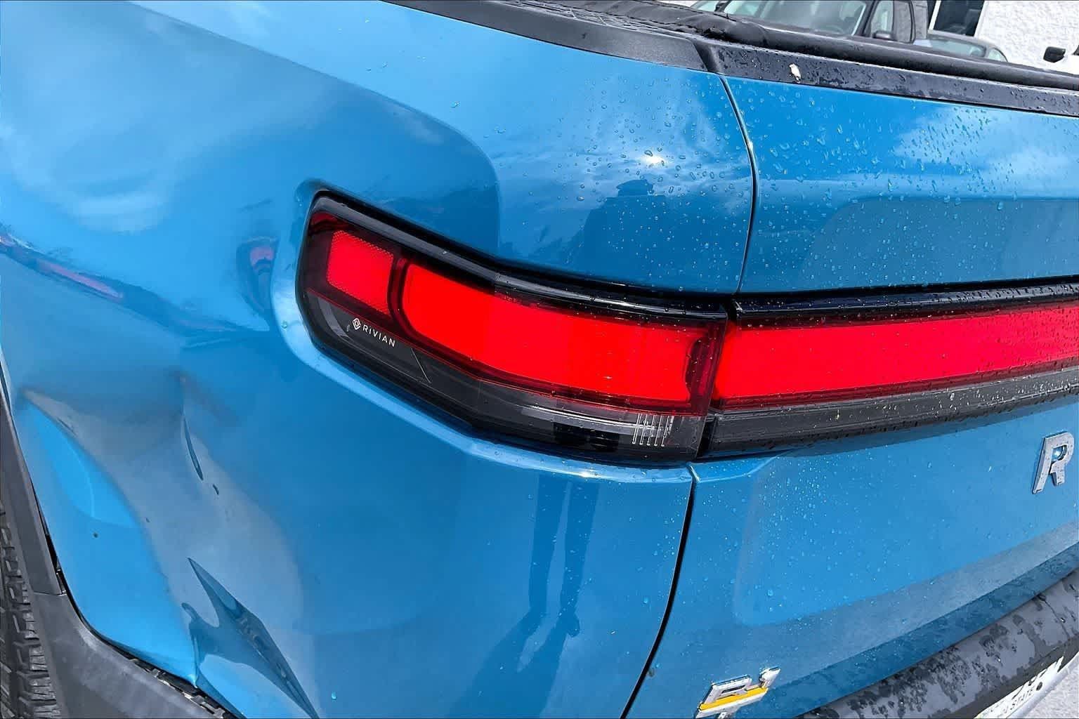 Used 2023 Rivian R1T Adventure Quad AWD/4WD image 32