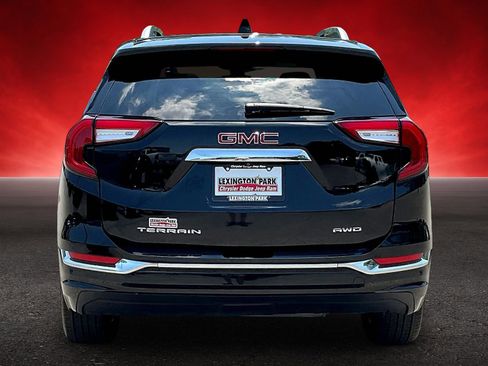 Used 2023 GMC Terrain Denali AWD/4WD image 6