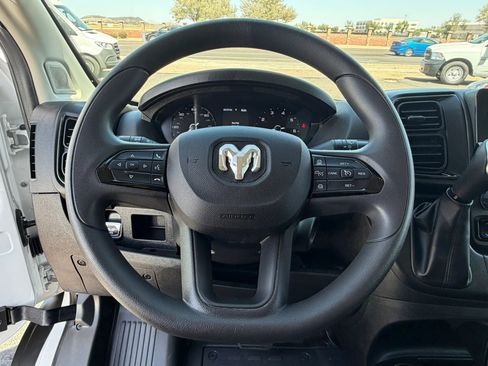 Used 2025 RAM ProMaster 2500 FWD image 23