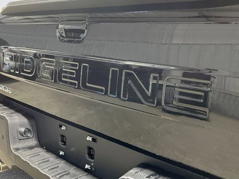 New 2026 Honda Ridgeline Black Edition image 6