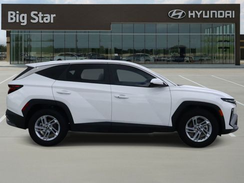 Used 2026 Hyundai Tucson SE FWD image 5