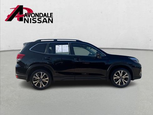 Used 2021 Subaru Forester Limited image 7