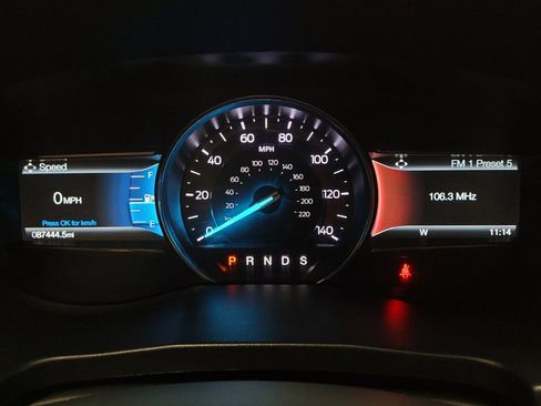 Used 2018 Ford Explorer XLT w/ Equipment Group 201A AWD/4WD image 23