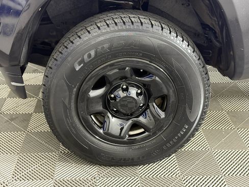 Used 2016 Toyota Tacoma SR image 7