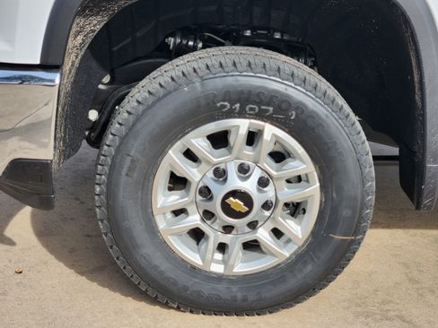 New 2026 Chevrolet Silverado 2500 W/T w/ WT Convenience Package image 17