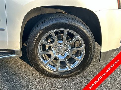 Used 2017 GMC Yukon Denali w/ Open Road Package image 13