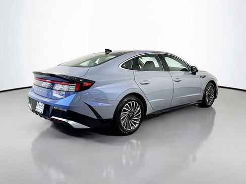 Used 2024 Hyundai Sonata Limited FWD image 8