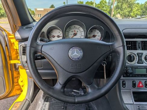 Used 2003 Mercedes-Benz SLK 230 image 16