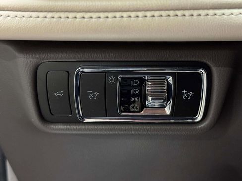 Certified 2024 Lincoln Aviator Reserve w/ Equipment Group 201A image 11