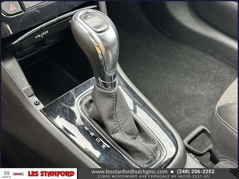 Used 2020 Buick Encore Preferred FWD image 32