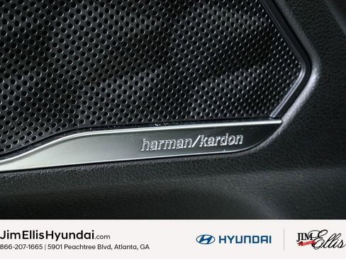 Certified 2023 Hyundai Santa Fe Limited image 12