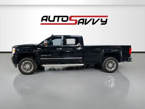 Used 2016 GMC Sierra 3500 Denali w/ Suspension Package, Off-Road AWD/4WD image 4