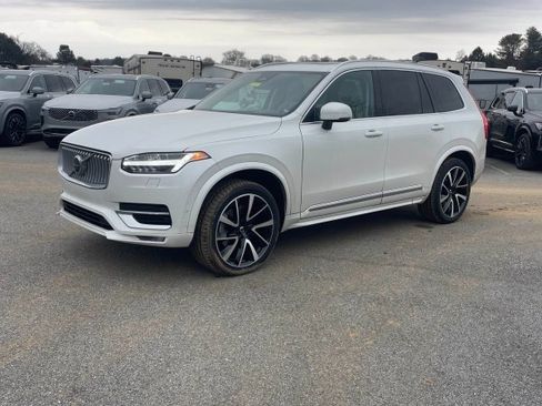 Certified 2023 Volvo XC90 B6 Plus w/ Protection Package image 2