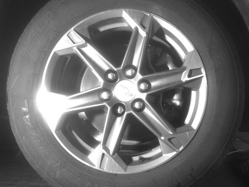 Used 2025 Chevrolet Blazer LT image 13