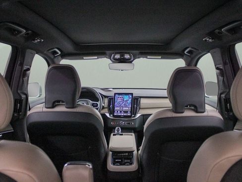 New 2026 Volvo XC90 B5 Ultra w/ Protection Package Premier AWD/4WD image 12