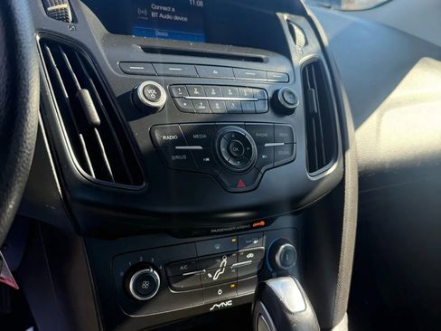 Used 2015 Ford Focus SE image 13