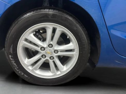 Used 2018 Chevrolet Cruze LT FWD image 31