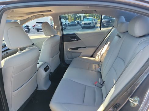 Used 2016 Honda Accord EX-L image 28