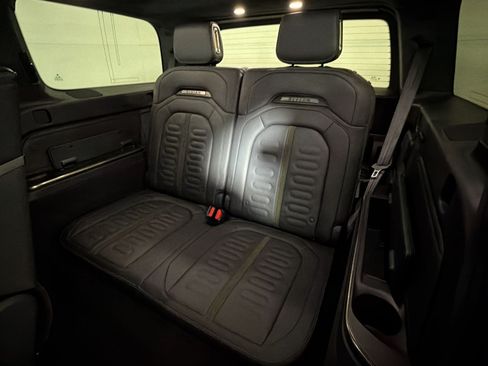 Used 2022 Rivian R1S Launch Edition AWD/4WD image 26