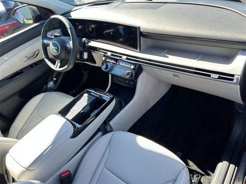 New 2026 Hyundai Tucson Limited image 21