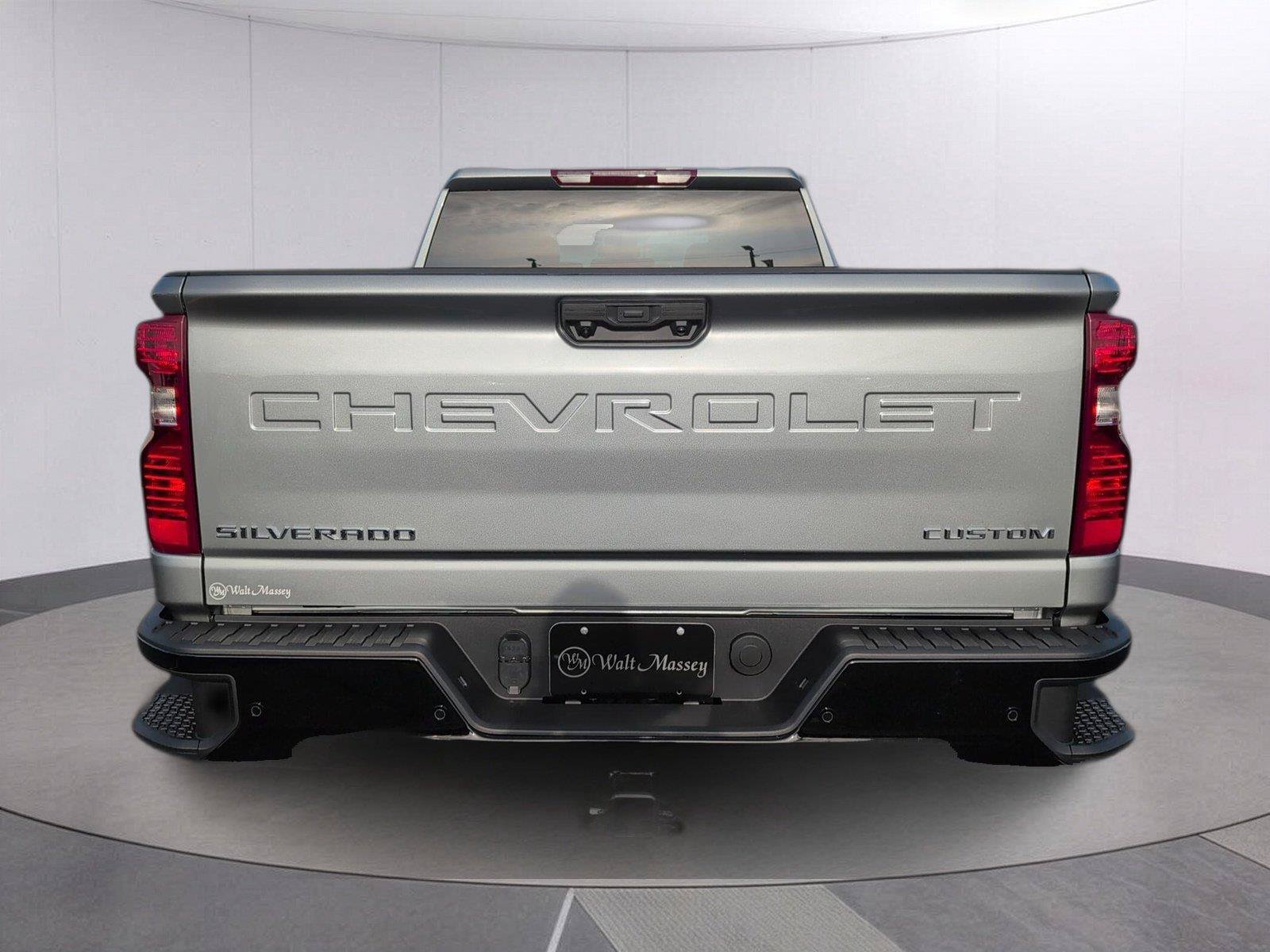 New 2026 Chevrolet Silverado 2500 Custom w/ Custom Value Package AWD/4WD image 4