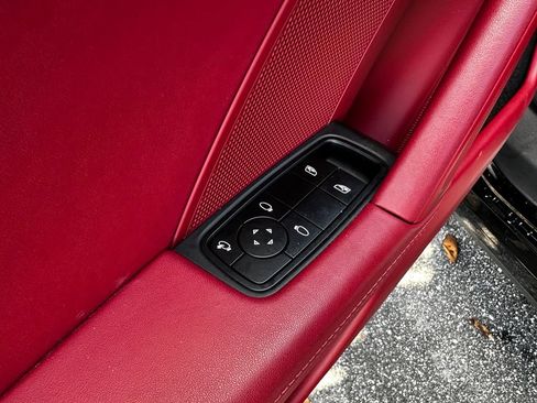 Certified 2025 Porsche 911 Carrera T RWD image 8