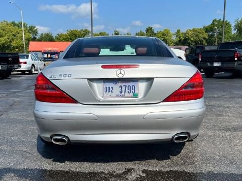 Used 2004 Mercedes-Benz SL 500 image 4
