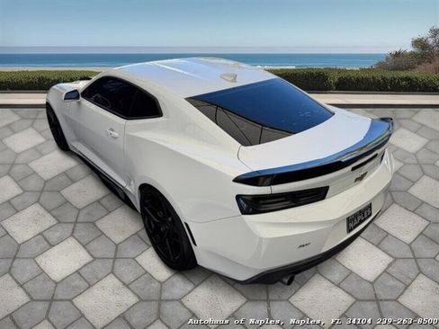 Used 2018 Chevrolet Camaro SS RWD image 17