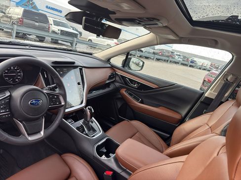 Used 2025 Subaru Outback Touring image 26