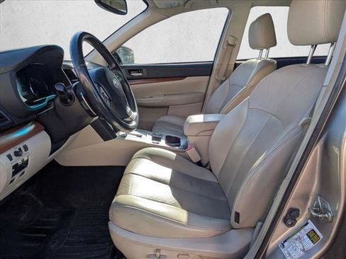 Used 2014 Subaru Outback 2.5i Limited w/ Moonroof Package image 11