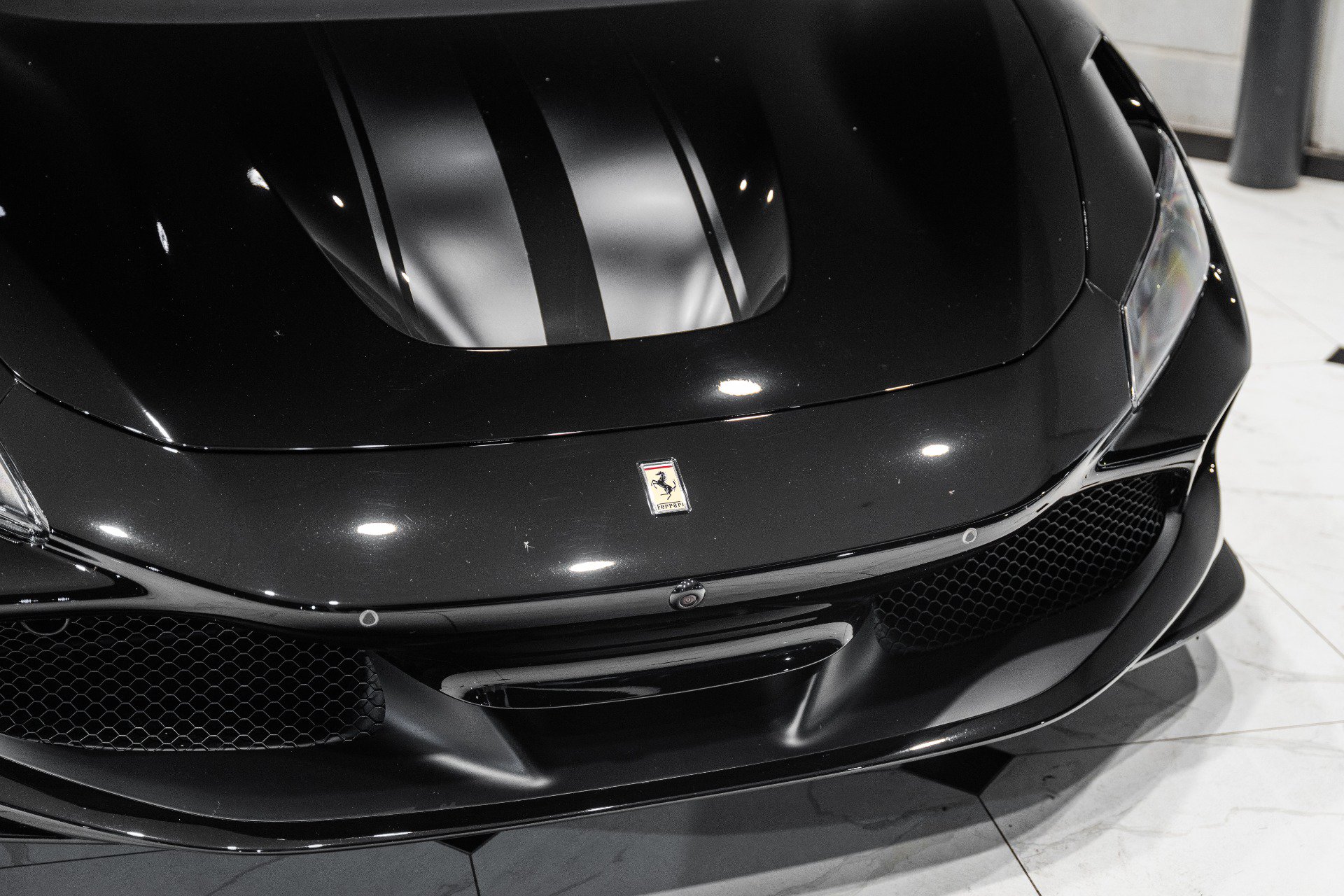 Used 2021 Ferrari F8 Tributo RWD image 11