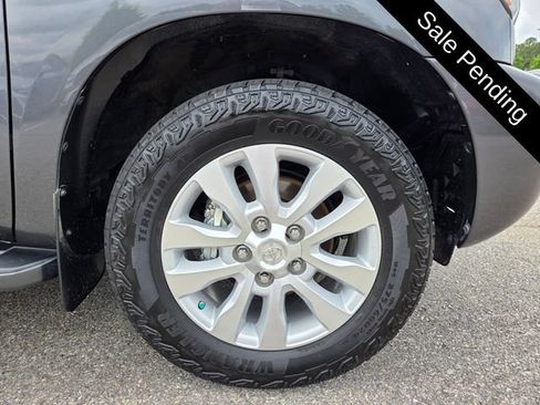 Used 2020 Toyota Sequoia Platinum RWD image 30