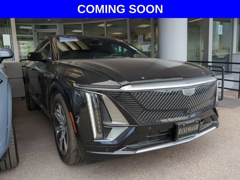 Certified 2024 Cadillac Lyriq Luxury AWD/4WD image 1