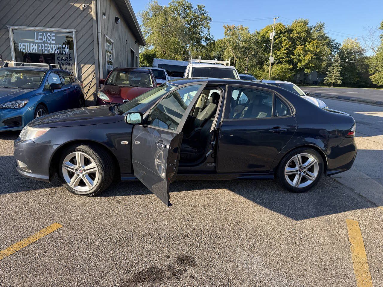 Used 2011 Saab 9-3 2.0T AWD/4WD image 29