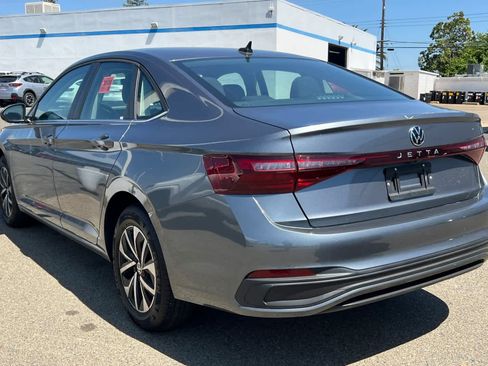 Used 2025 Volkswagen Jetta S FWD image 6