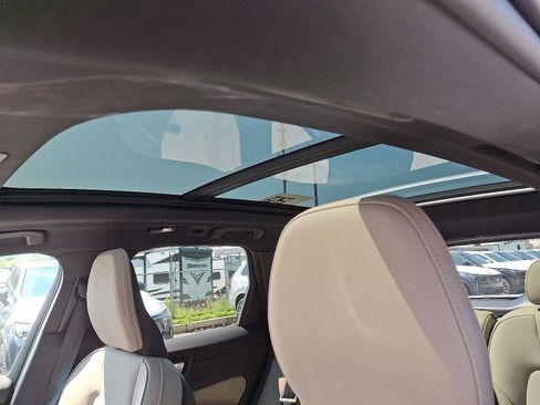 New 2026 Volvo XC60 B5 Core w/ Protection Package Premier image 10