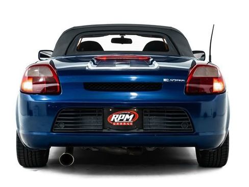 Used 2001 Toyota MR2 image 3