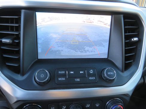 Used 2019 GMC Acadia SLT image 17