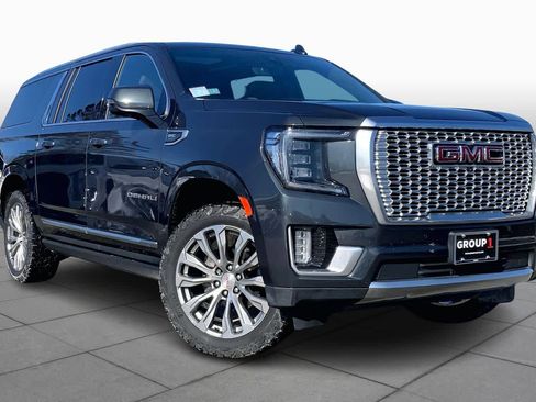 Used 2021 GMC Yukon XL Denali w/ Denali Ultimate Package image 2