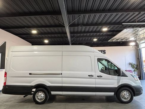 Used 2022 Ford Transit 350 148 High Roof Extended AWD w/ Load Area Protection Package image 4
