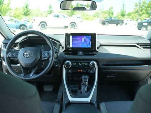Used 2024 Toyota RAV4 XLE FWD image 26