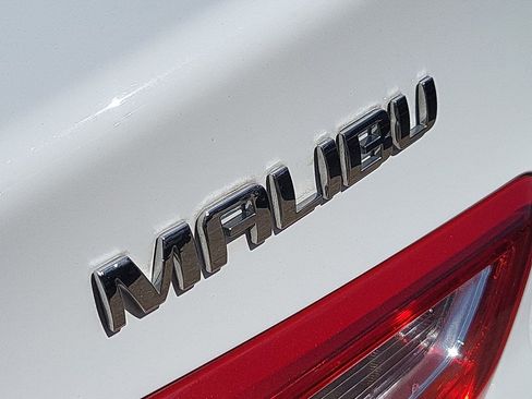 Used 2024 Chevrolet Malibu LT image 31